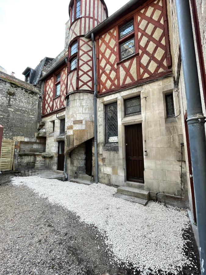Le Petit Chateau Du Docteur Cambournac بورج المظهر الخارجي الصورة